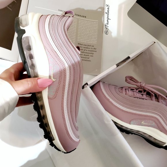 Nike Shoes - Nike Air Max 97